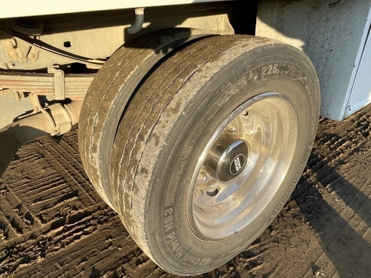 2022-ford-f550-xl-sd-image-14