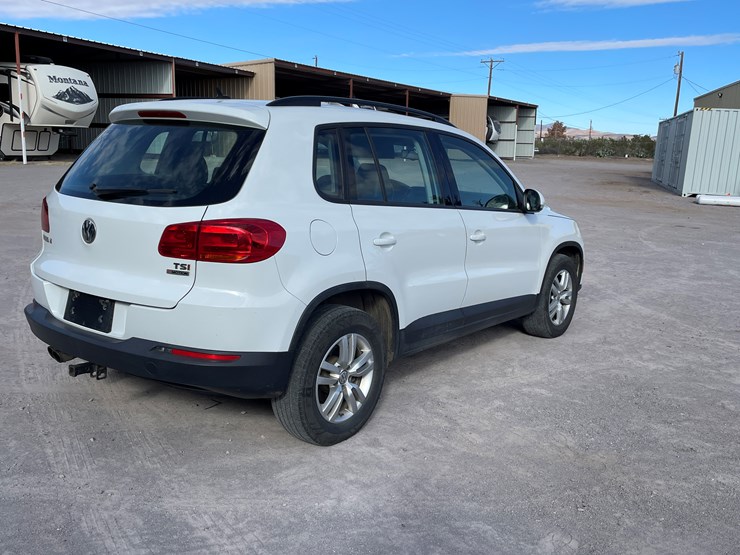 #3-•-volkswagen-tiguan-(nm-title-in-delay)-image-5