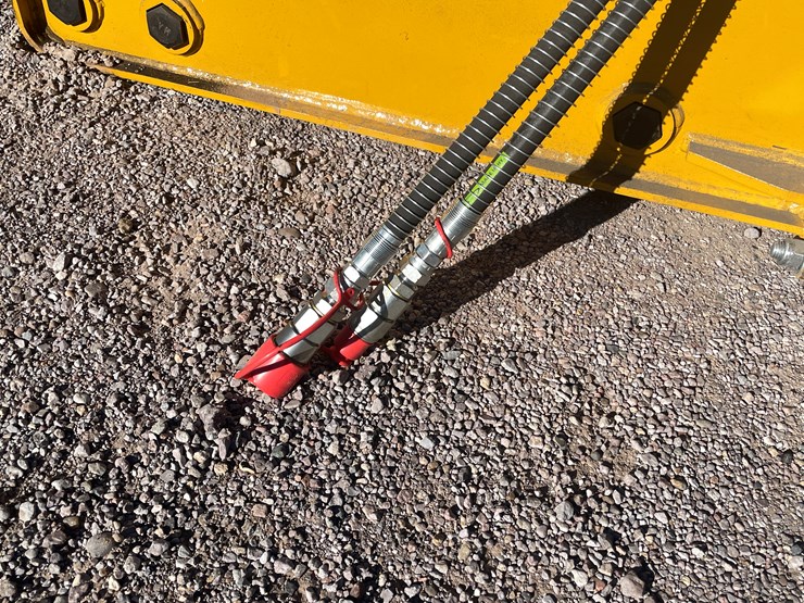 #261-•-skid-steer-concrete-breaker-image-10