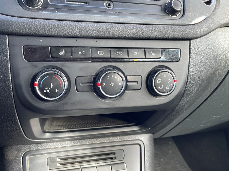 #3-•-volkswagen-tiguan-(nm-title-in-delay)-image-78