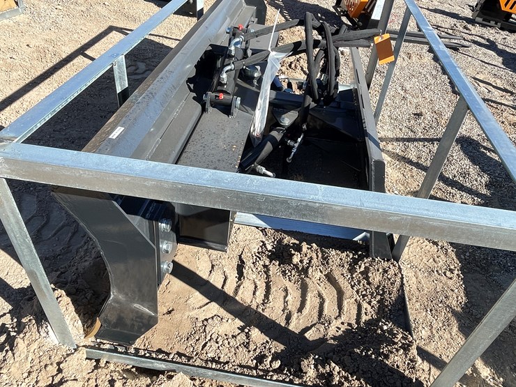 #221-•-6-way-dozer-blade-image-10