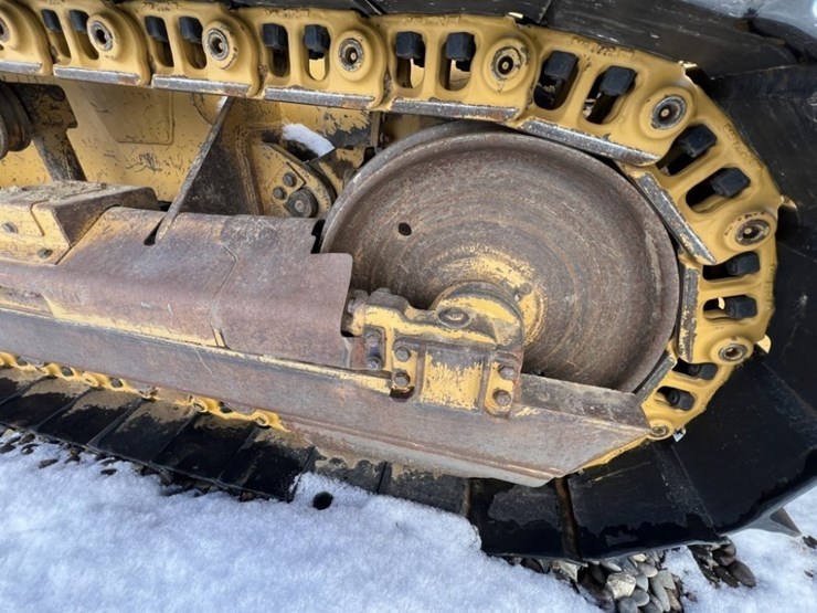 caterpillar-d3g-xl-image-12