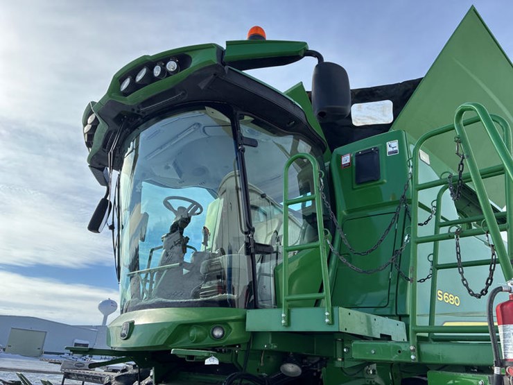 john-deere-s680-image-17