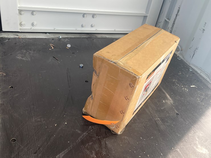 #230-•-electric-hoist-image-4