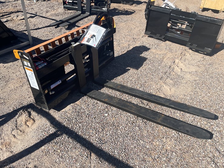 #210-•-pallet-fork-hydraulic-adjustable-image-10