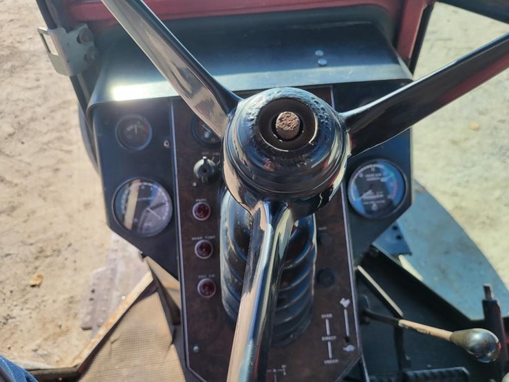 white-2-105-image-62