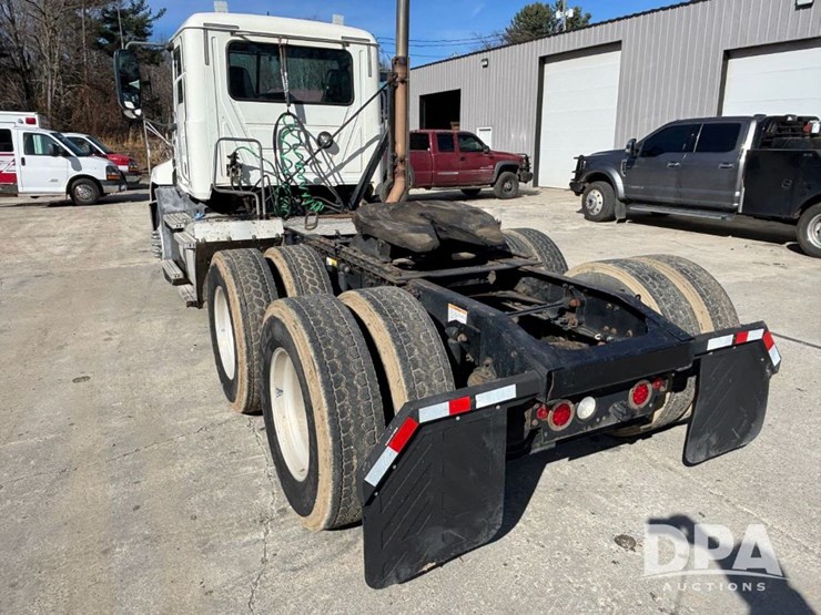 2018-mack-cxu613-truck-(gp12152)-image-10