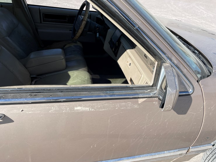 #7-•-cadillac-deville-(nm-title-in-delay)-image-30