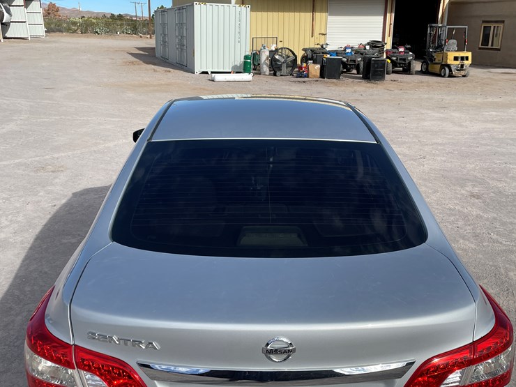 #4-•-2013-nissan-sentra-(has-nm-title)-image-42