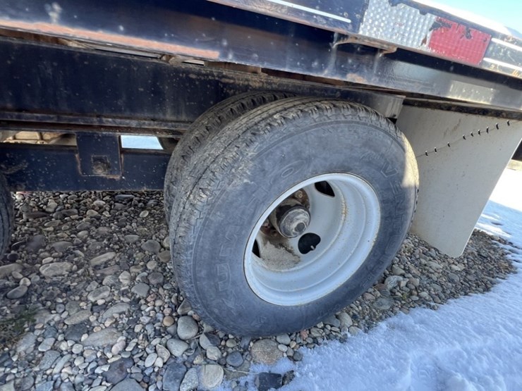 titan-trailer-image-4