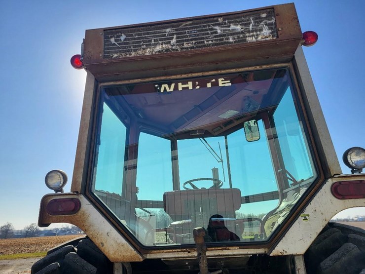 white-2-105-image-34