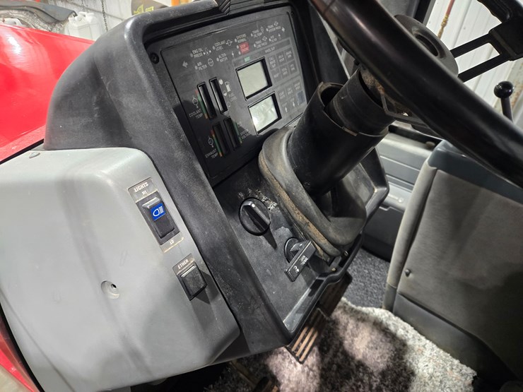 case-ih-7220-image-25