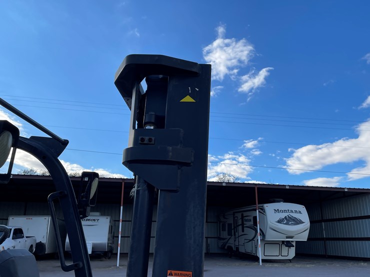 #15-•-2015-cat-forklift-image-36