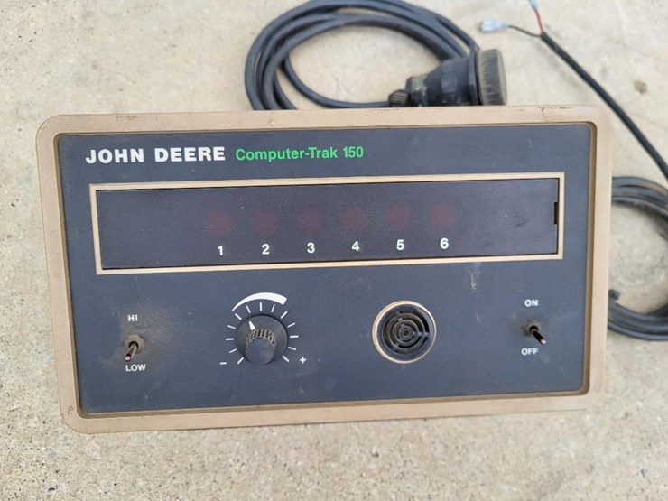 john-deere-7200-image-39
