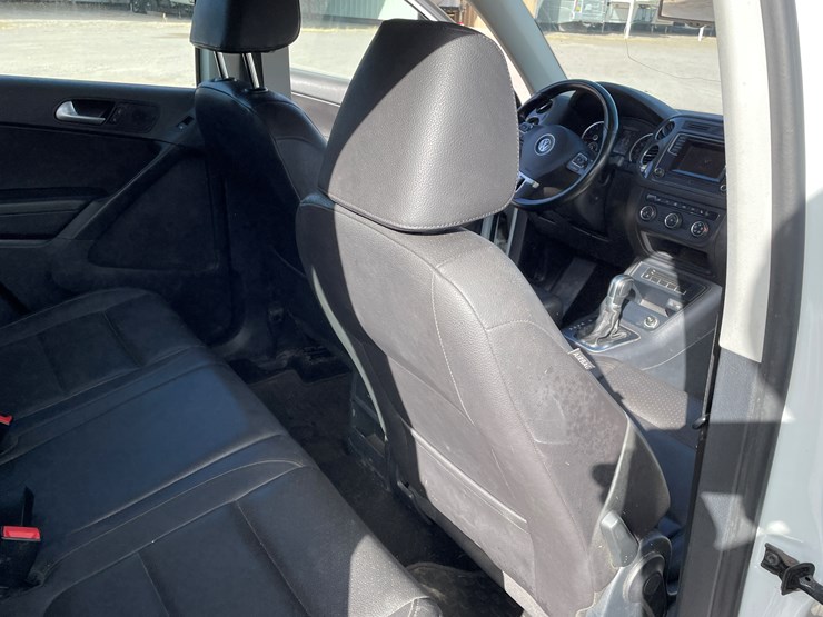 #3-•-volkswagen-tiguan-(nm-title-in-delay)-image-102