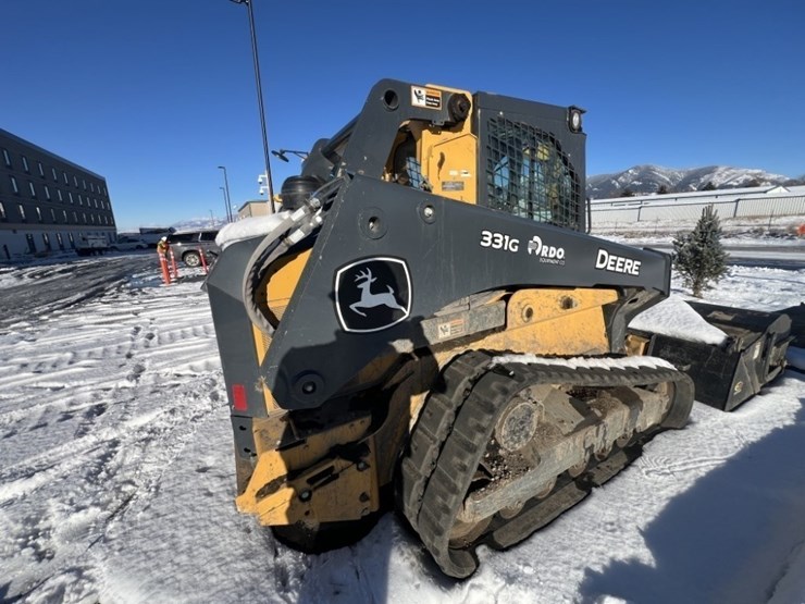 deere-331g-image-5