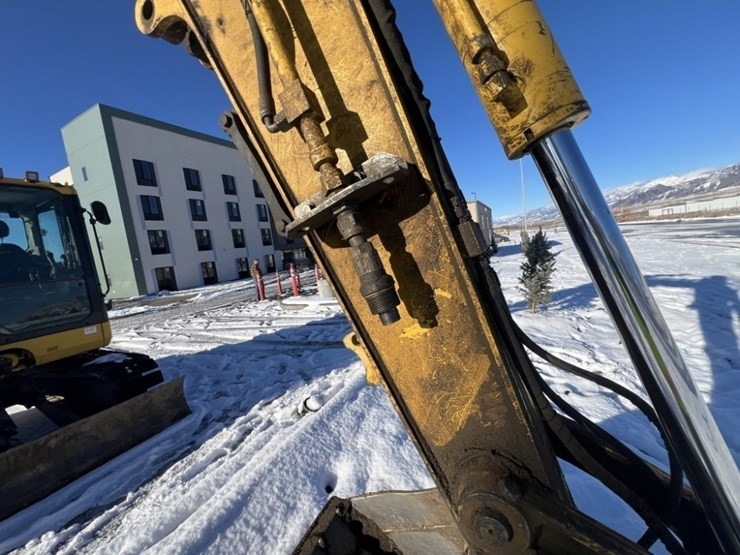 komatsu-pc88mr-11-image-8