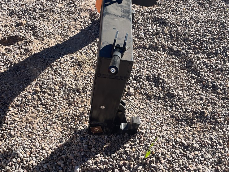 #235-•-class-1-tractors-quick-hitch-image-3