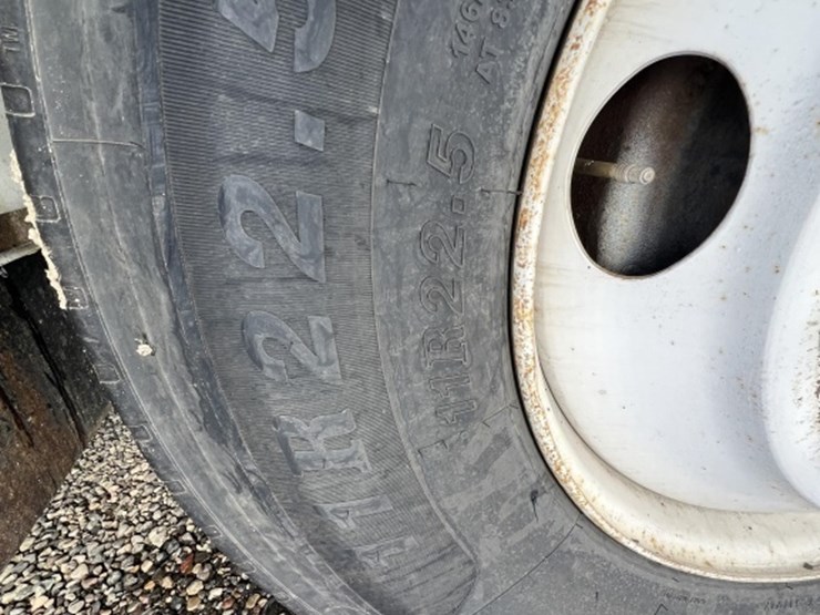 1996-international-4700-image-12