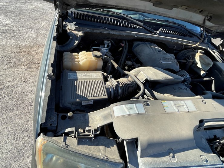 #5-•-2003-chevy-silverado-truck-(has-az-title)-image-99