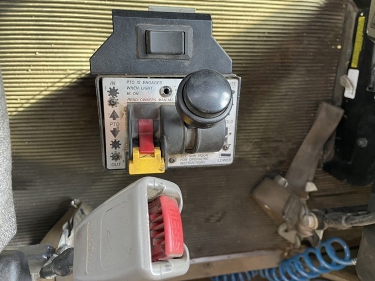 2010-kenworth-t800-image-46