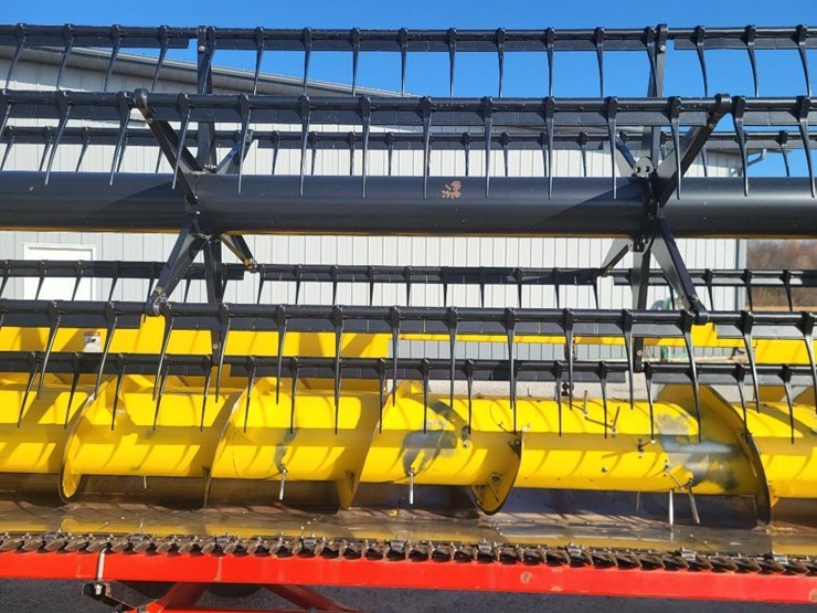 new-holland-74c-image-22