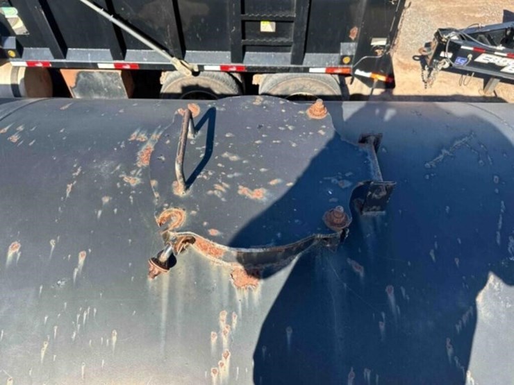 1996-freightliner-bobtail-water-truck-image-51