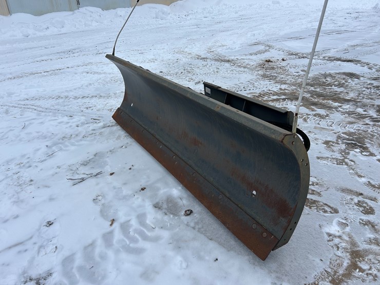 #4682-•-bobcat-snow-plow-image-1