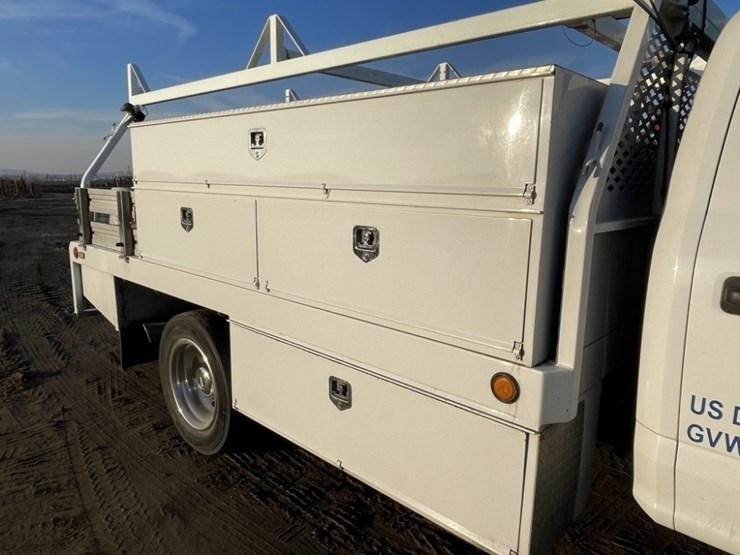 2022-ford-f550-xl-sd-image-13