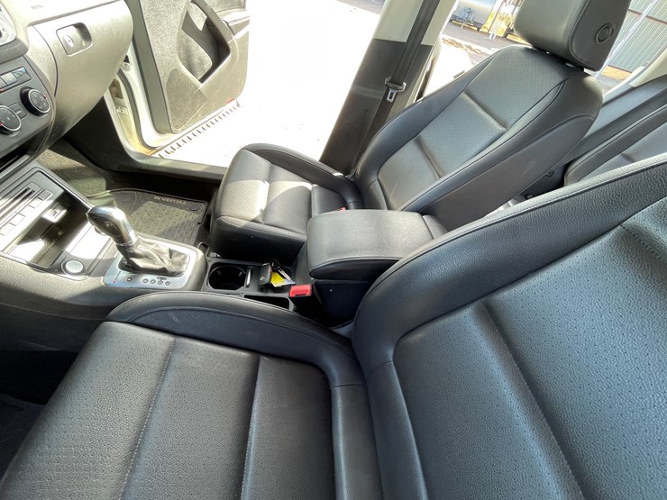 #3-•-volkswagen-tiguan-(nm-title-in-delay)-image-69