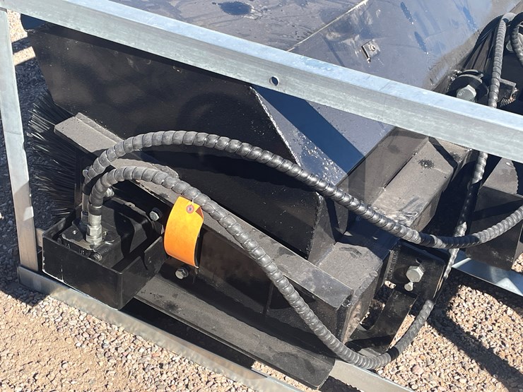 #253-•-bobcat-manual-angled-sweeper-image-8