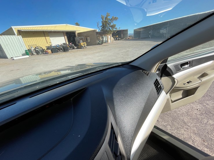 #8-•-2014-subaru-legacy-wagon-(nm-title-in-delay)-image-92