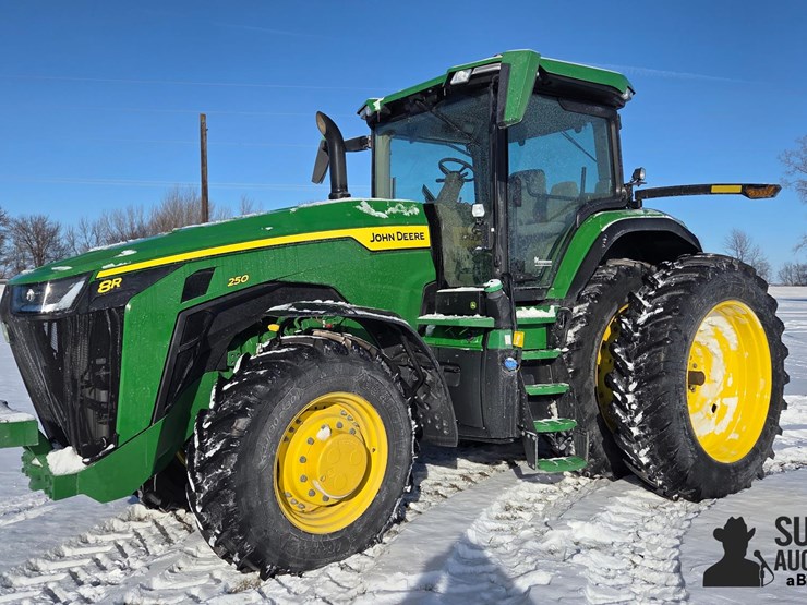 john-deere-8r-250-image-1