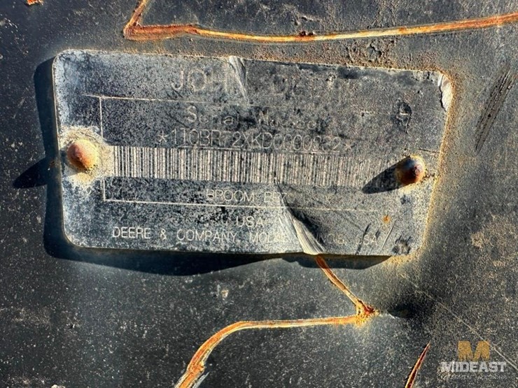 deere-br72-broom-attachment-xx00232-image-9