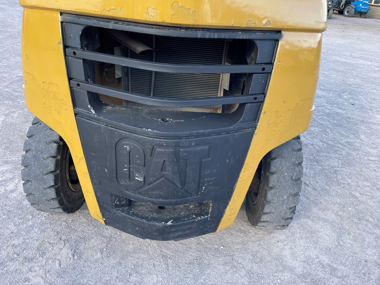 #15-•-2015-cat-forklift-image-47