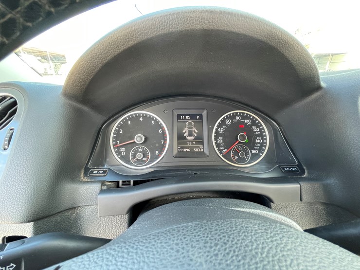 #3-•-volkswagen-tiguan-(nm-title-in-delay)-image-72