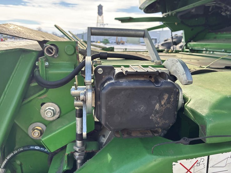 john-deere-s680-image-21