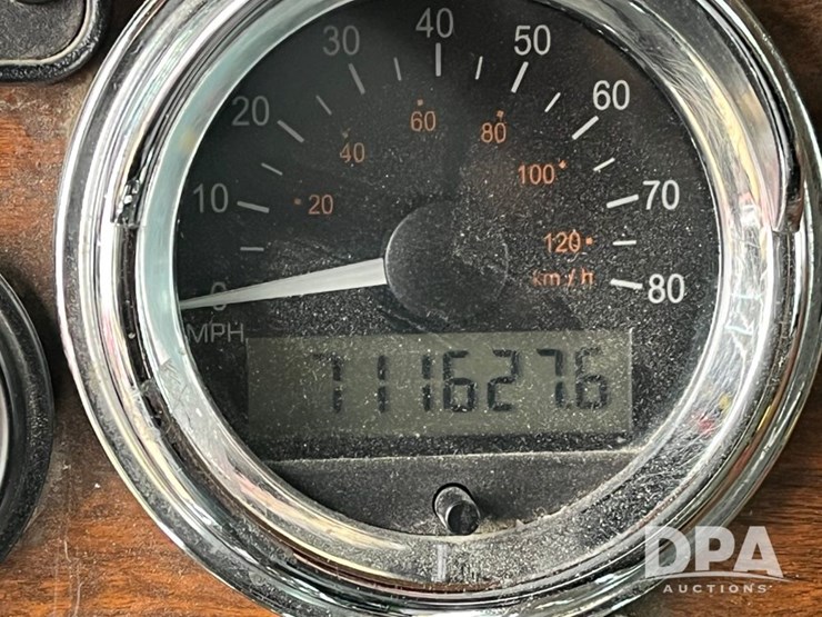 1999-peterbilt-379-image-49