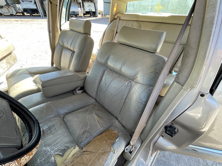 #7-•-cadillac-deville-(nm-title-in-delay)-image-65