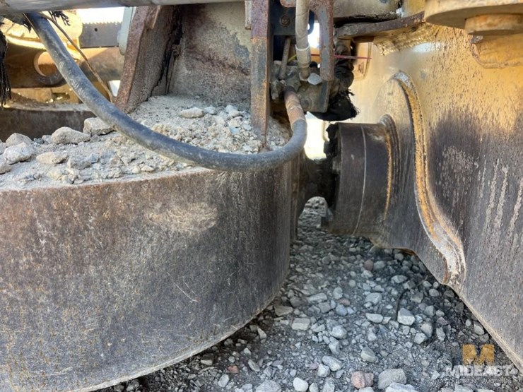 2012-deere-850k-wlt-image-26