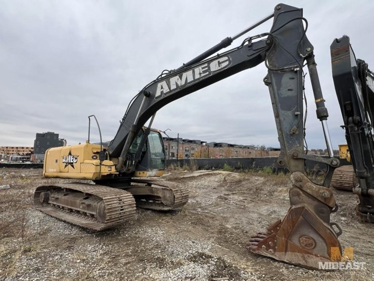 2010-200d-excavator-xx12078-image-10