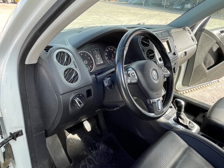 #3-•-volkswagen-tiguan-(nm-title-in-delay)-image-64