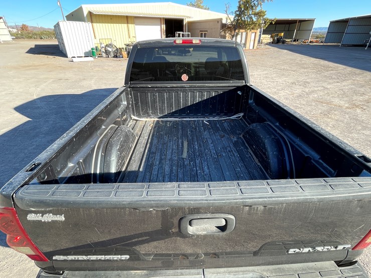 #5-•-2003-chevy-silverado-truck-(has-az-title)-image-39