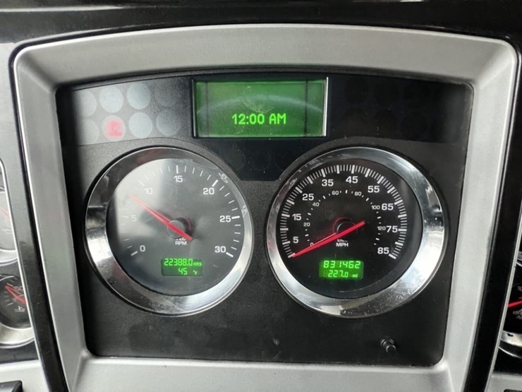 kenworth-t800-image-26