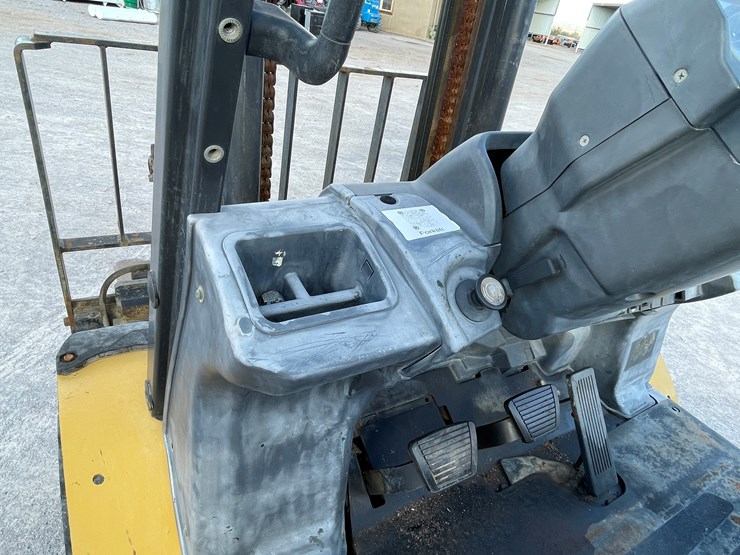 #15-•-2015-cat-forklift-image-63