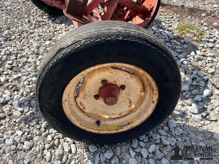 massey-ferguson-7-image-13