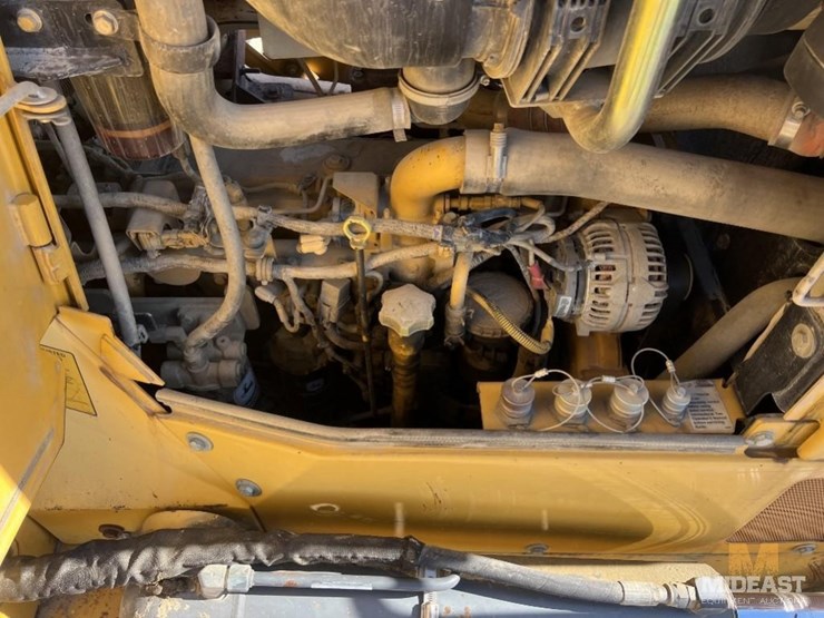 2012-deere-850k-wlt-image-32