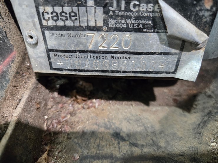 case-ih-7220-image-23