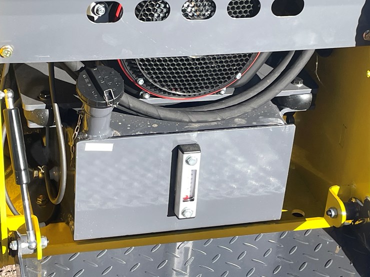 #224-•-mini-skid-steer-loader-image-19