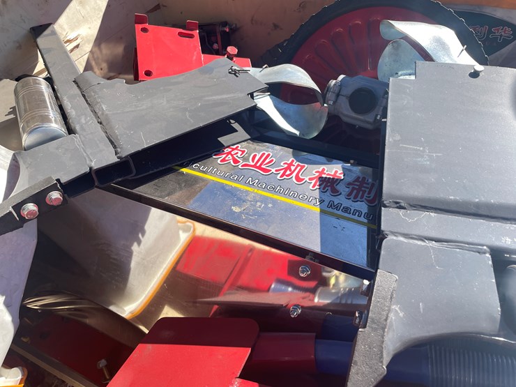 #266-•-corn-planter-image-5